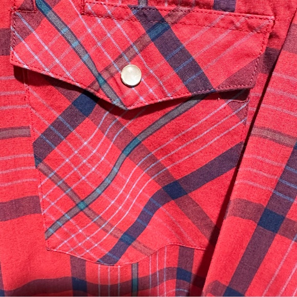 Wrangler Vintage Pearl Snap shirt - Picture 2 of 7